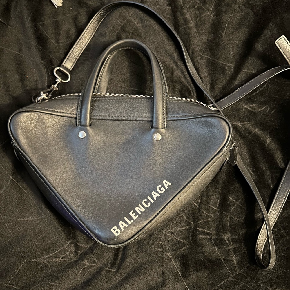 Balenciaga triangle leather bag 100% authentic